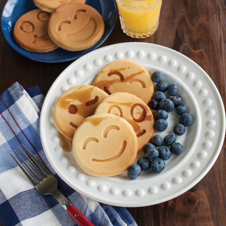 Smiley Face Pancake Pan 26cm 7-holes