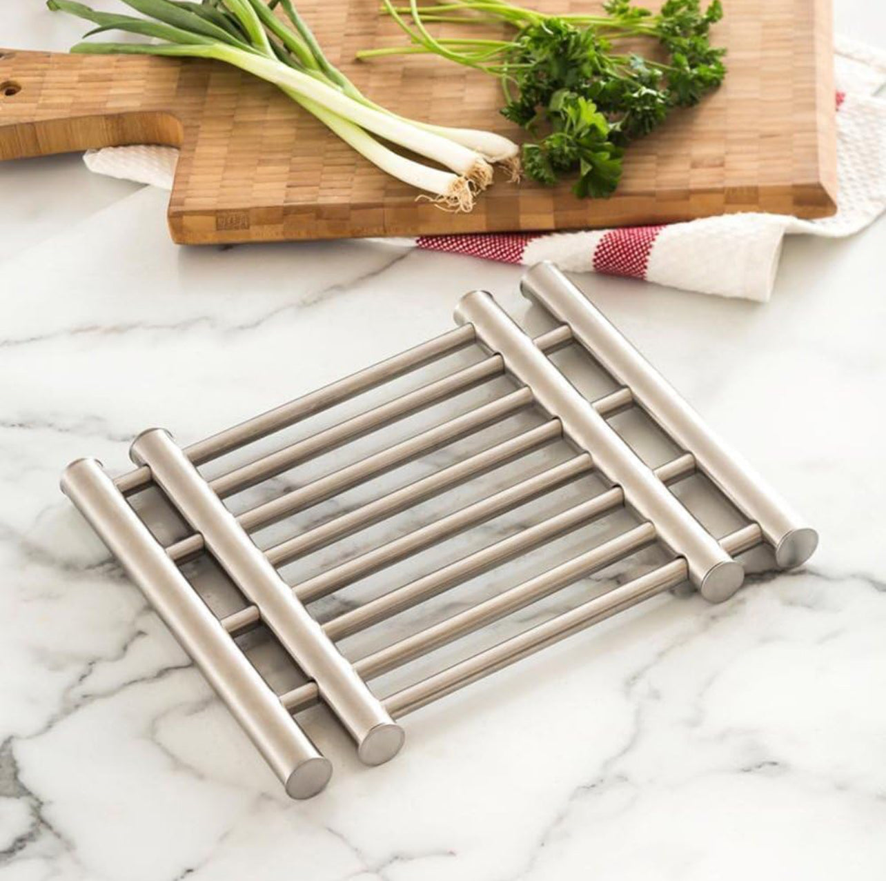 Durable Thick Convenient Pot Trivet for Kitchen Dining Tableware Accessories Heat Resistant Trivet Stainless Steel Adjustable Cooking Pot Accessories for Home & Kitchen