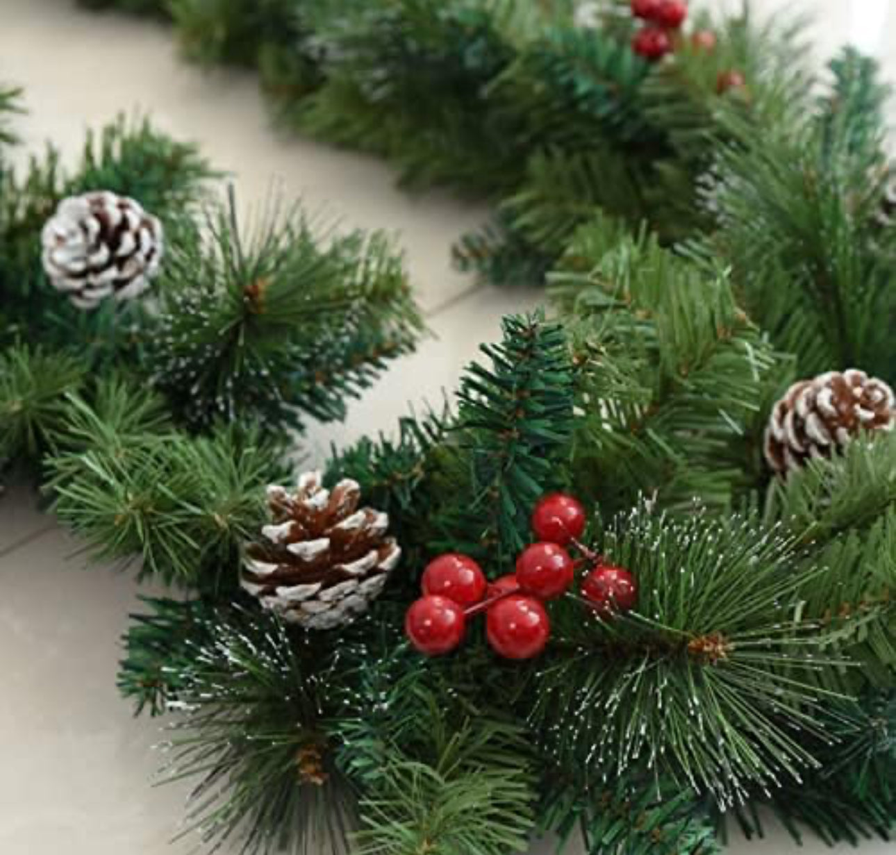 Chrismas Decoration Garland with Pinecone and Red Berries Chrismas Decoration Vine for Indoor Outdoor Decoration Home Fireplace - Various Options