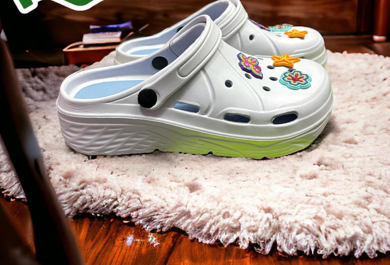 LADIES CLASSIC FASHION CLOGS SLIDE WITH STICKER ACCESSORIES β Various Colours Available