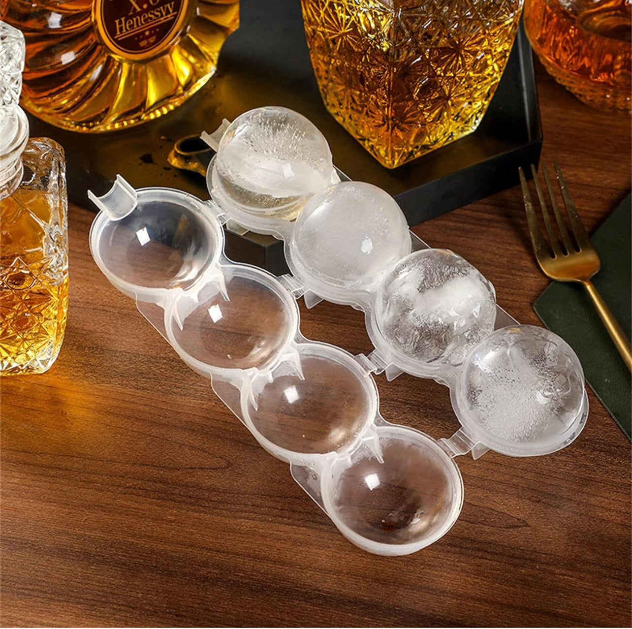 Four Hole Whiskey Round ice Hockey Mold,Bar Ice Cube Ball Maker,Round Ice Hockey Reusable Summer Ice Maker Home Kitchen Ice Hockey Mold