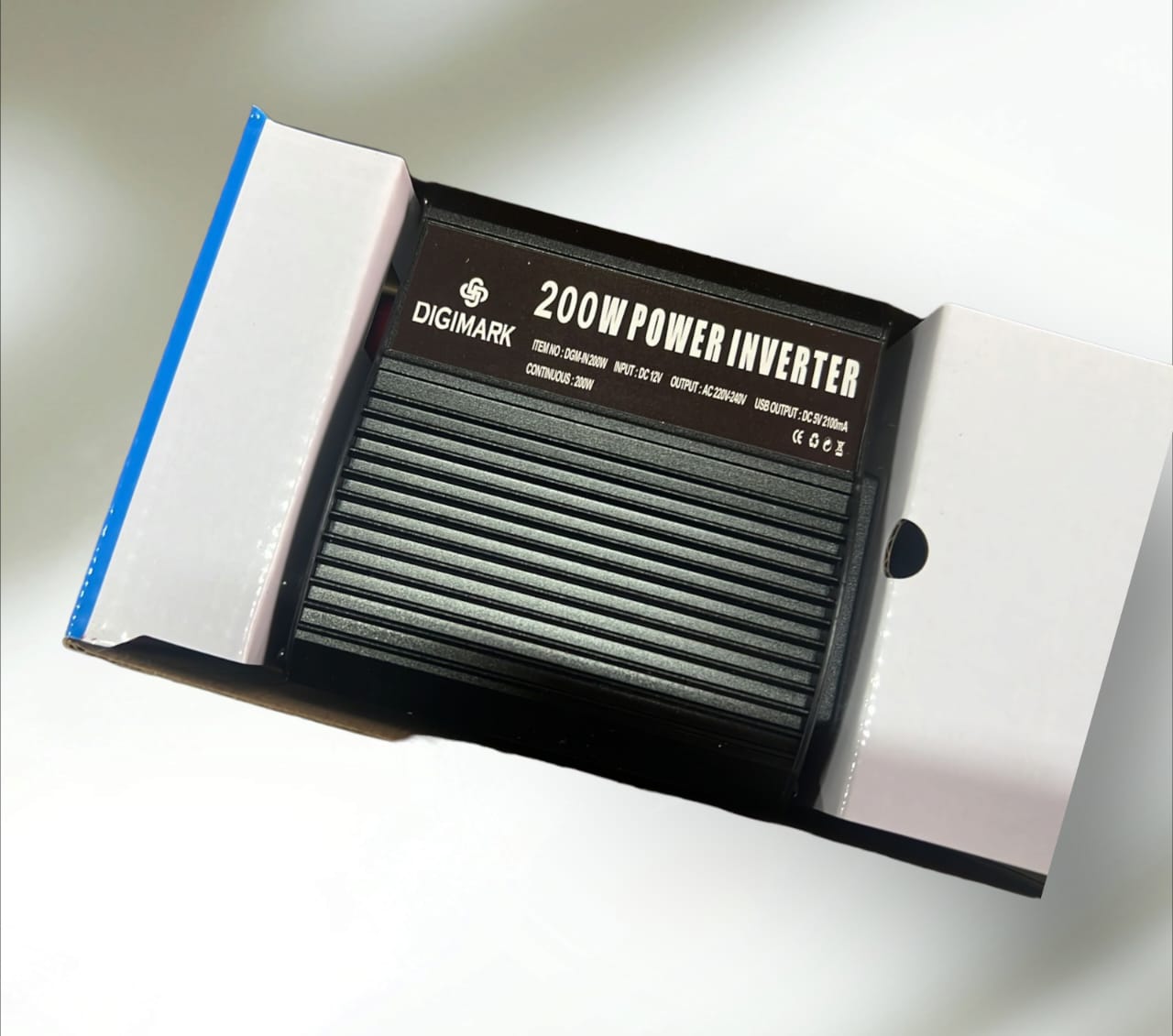 DIGIMARK - POWER INVERTER 200 WATT INVERTER 12V