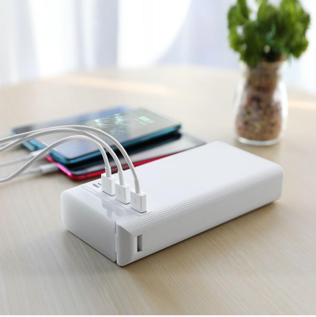 Hoco J62 3000MAH Fast Charging Power Bank + Built In LED Flashlight