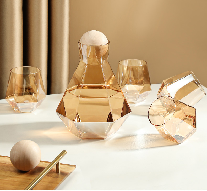 7 Pieces High Quality Elegant Crystalline Glassware