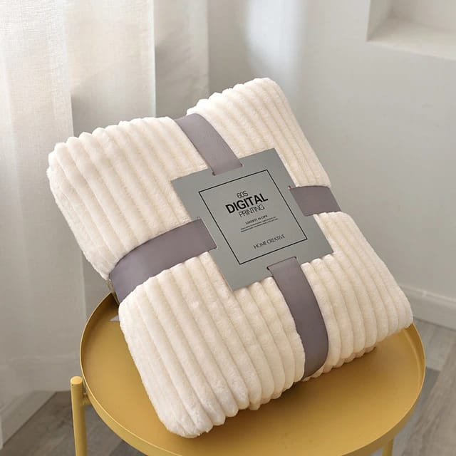 Super Luxurious Soft Flannel Blanket ,Twill Jacquard Fluffy Decoration