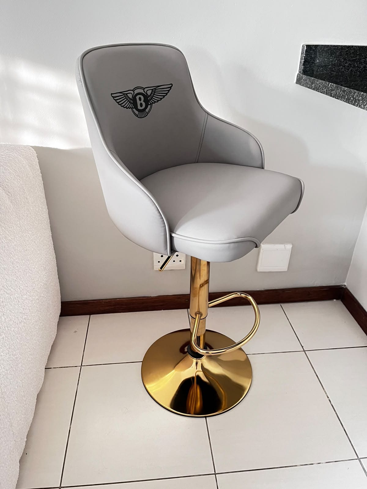 MFURN Modern Elegant Bar Stool-Various Colours PreOrder Sales Now Available!