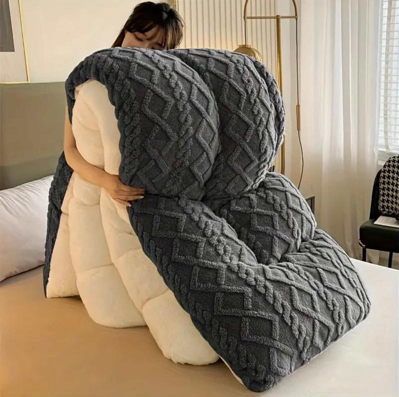 MHome Ultra Plush
5 pcs Comforter Queen Size-Various Colours