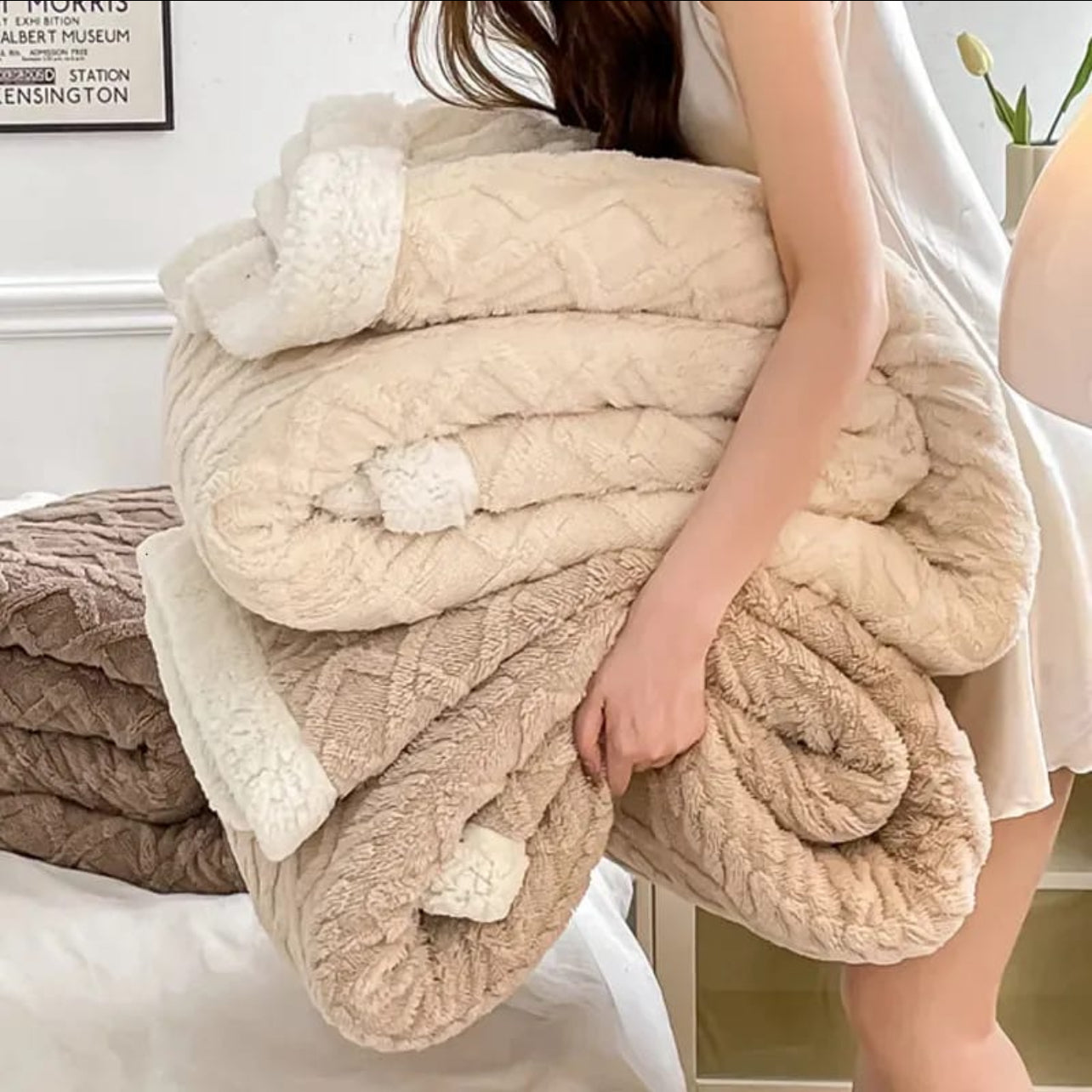 Geometric Pattern Woolen Sofa Throw/ Blanket - Queen Size