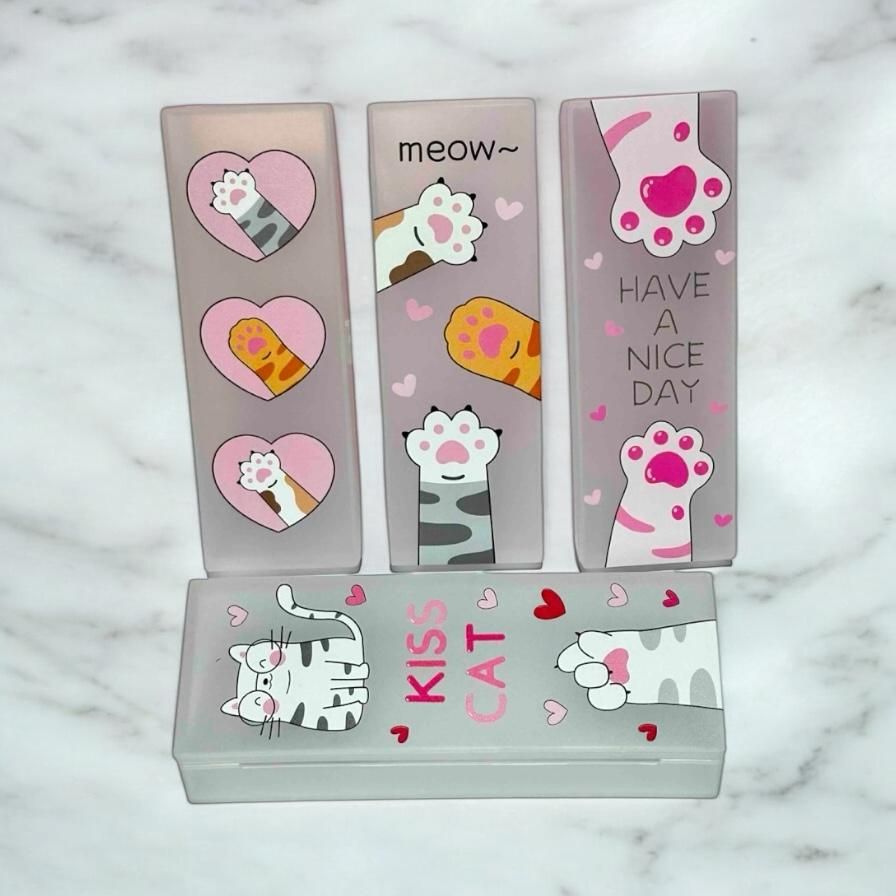 Cat Themed Pencil Case with Heart-Shaped Removable Stickers