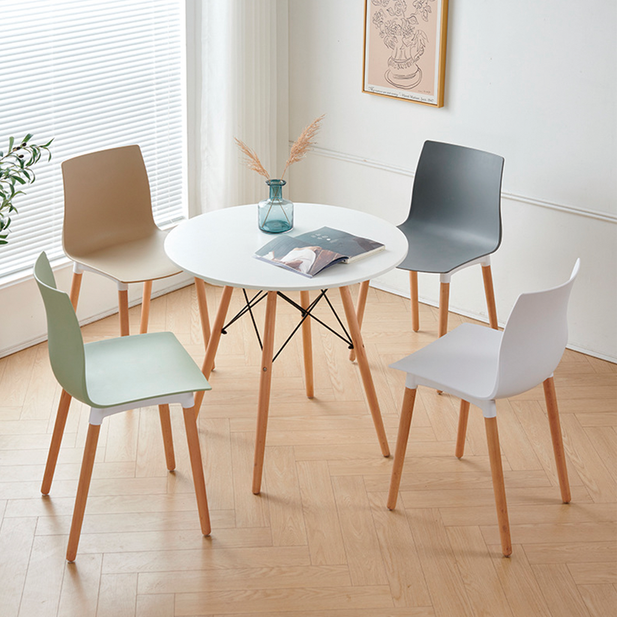 MFurn Iconic Eames Replica Design Dining Table