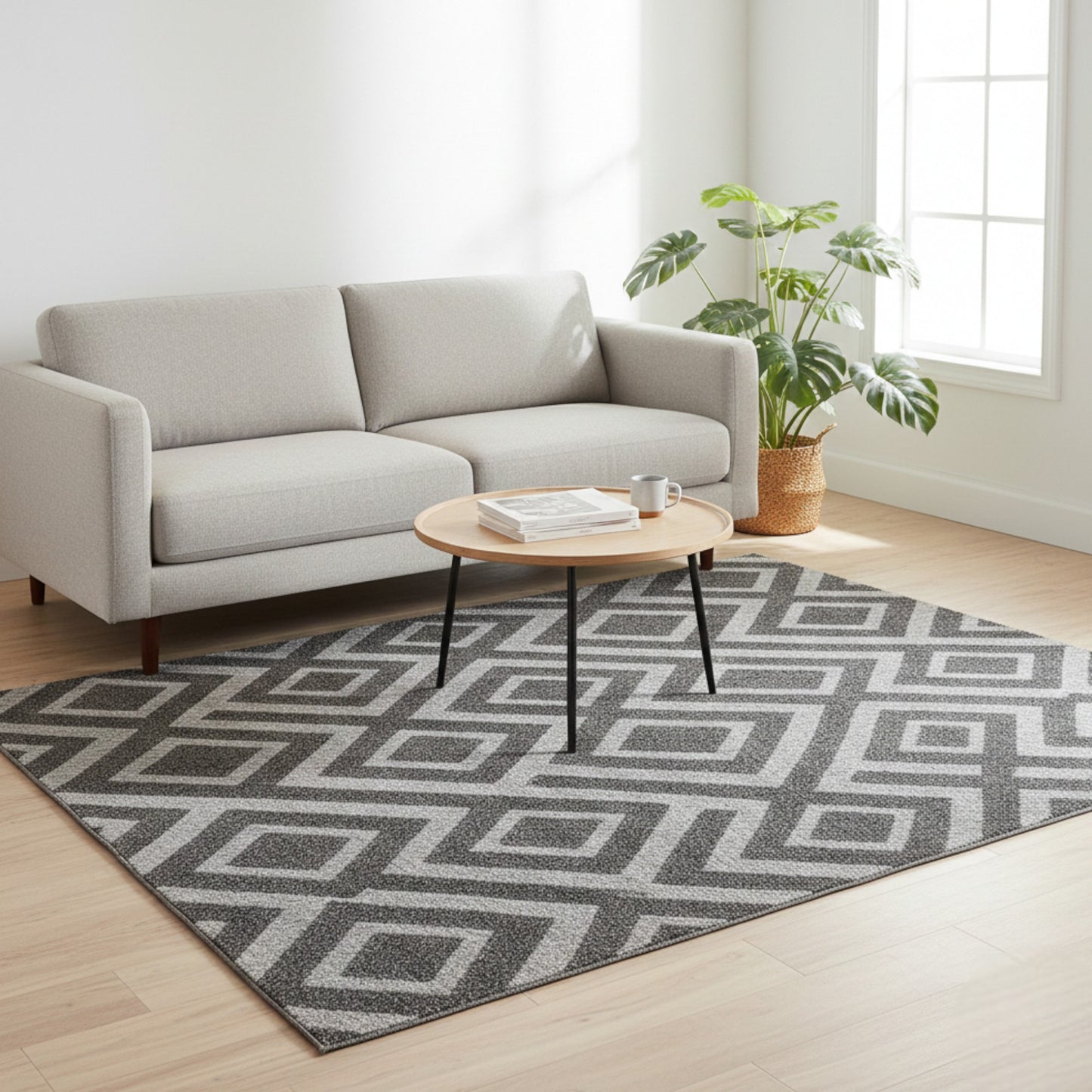 MHome Black & Grey Monochrome Diamond Geometric Area Rug – 150 × 200 cm