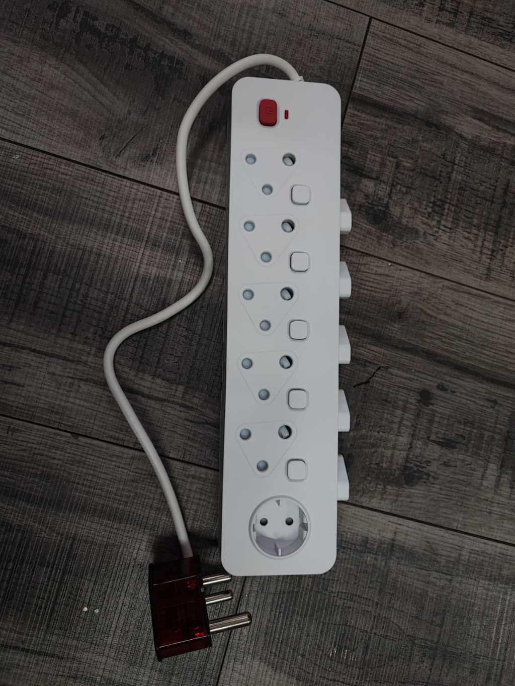 Surge Secure Power Protector 11 Way Multiplug With Sockets – Megamall ...