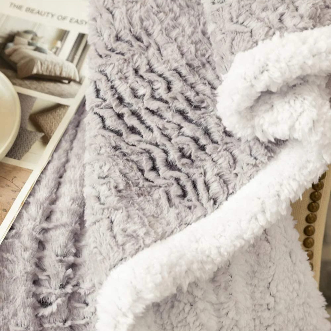 Kingole Faux Rabbit Fur Luxury Throw Blanket, Cozy Couch Sofa Bed Super Soft and Warm Plush Microfiber Fleece Queen - Various Colours Available