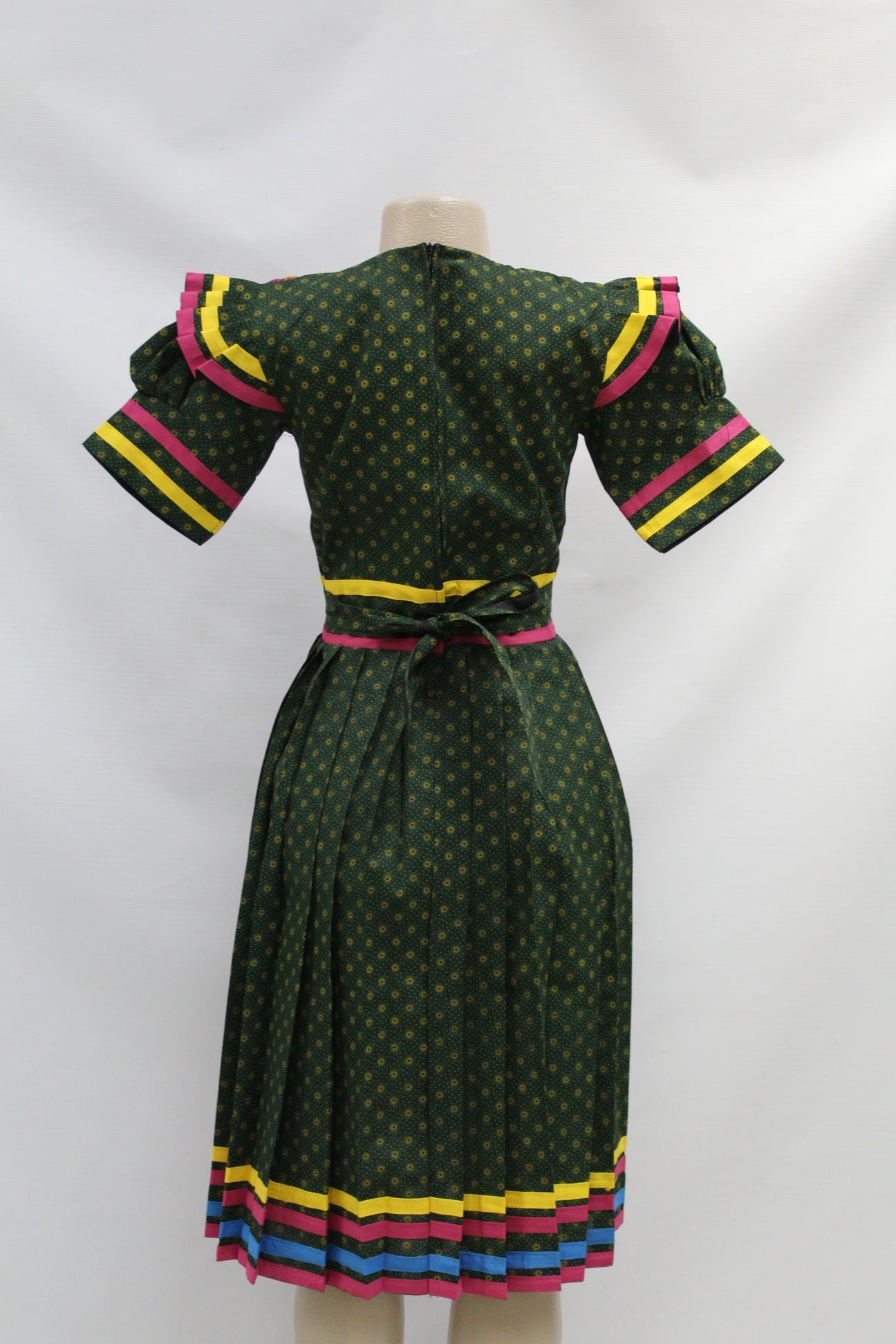 Ladies Traditional Dress And Doek - Various Options