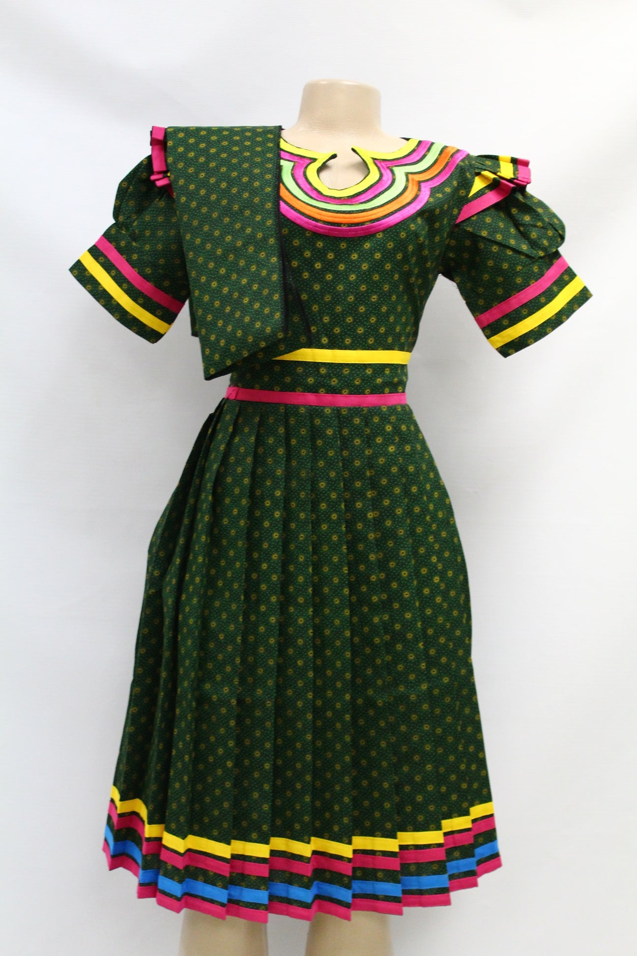 Ladies Traditional Dress And Doek - Various Options