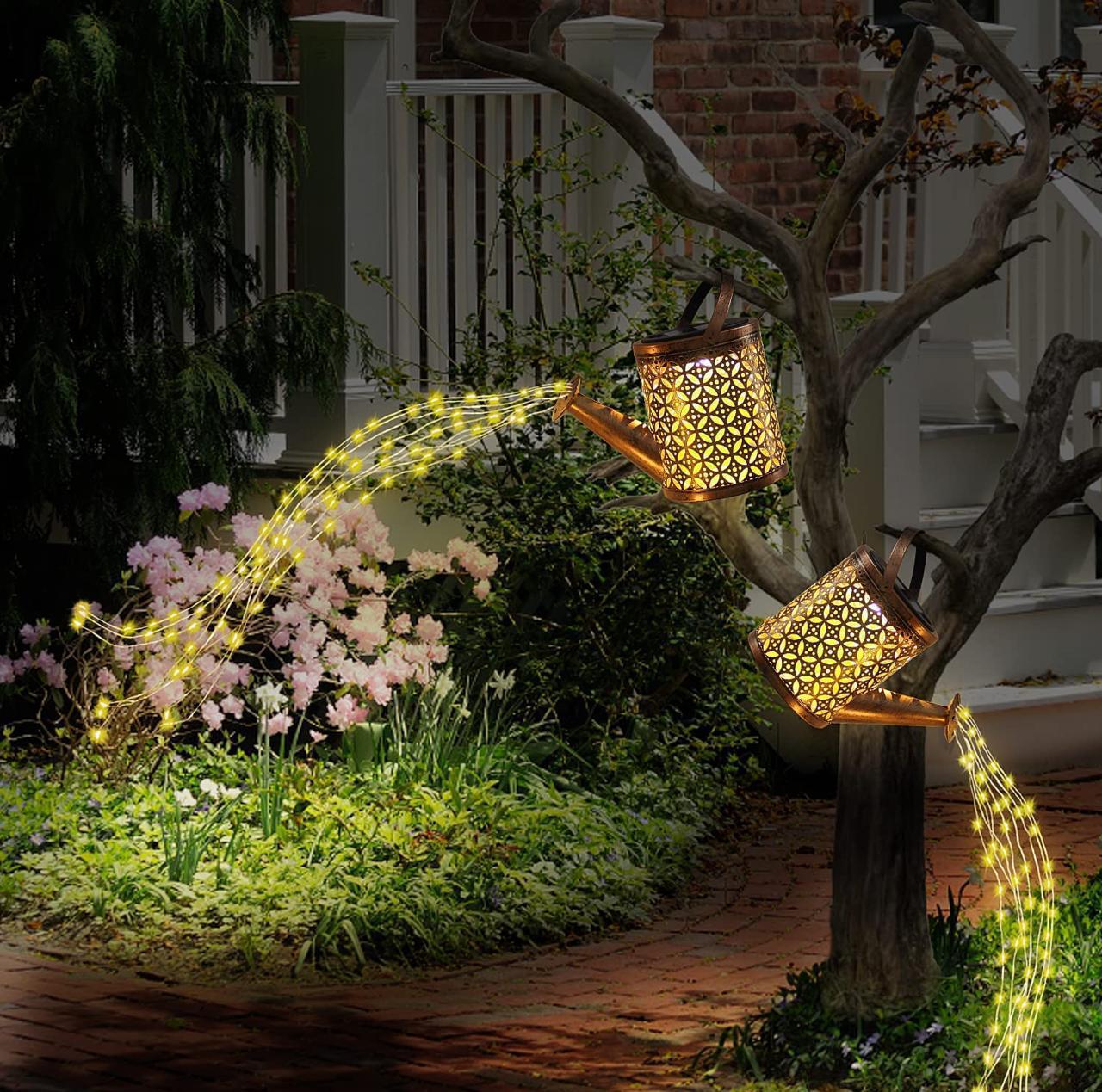 Solar Watering Can with Lights, Large Solar Lanterns Outdoor Hanging Waterproof, Decorative Retro Metal Solar Garden Lights for Table Patio Yard Pathway Walkway