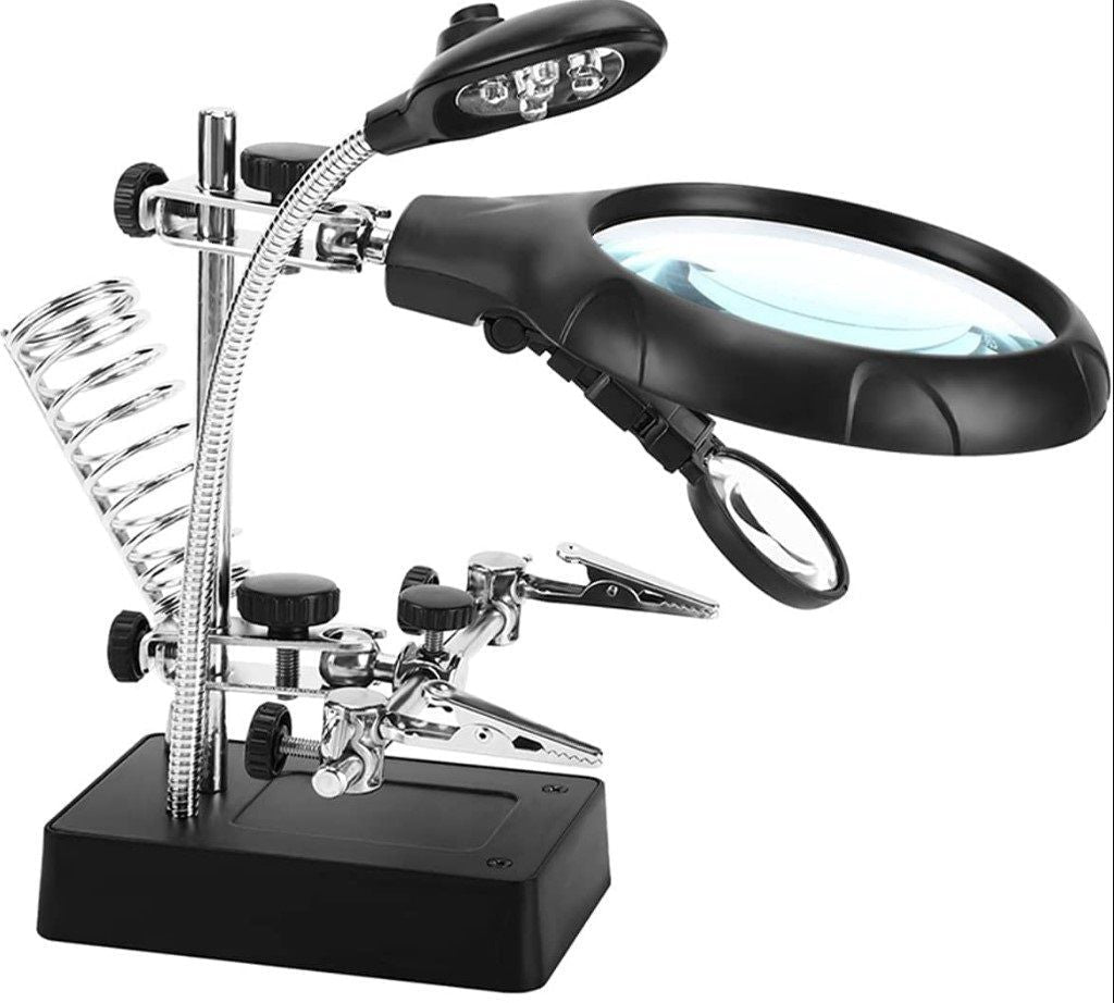 Magnifying Glass with LED Light,2.5X 7.5X 10X Lens Helping Hands Magnifier Soldering Station with Clamp and Alligator Clips for Soldering, Assembly, Repair, Modeling,Crafts