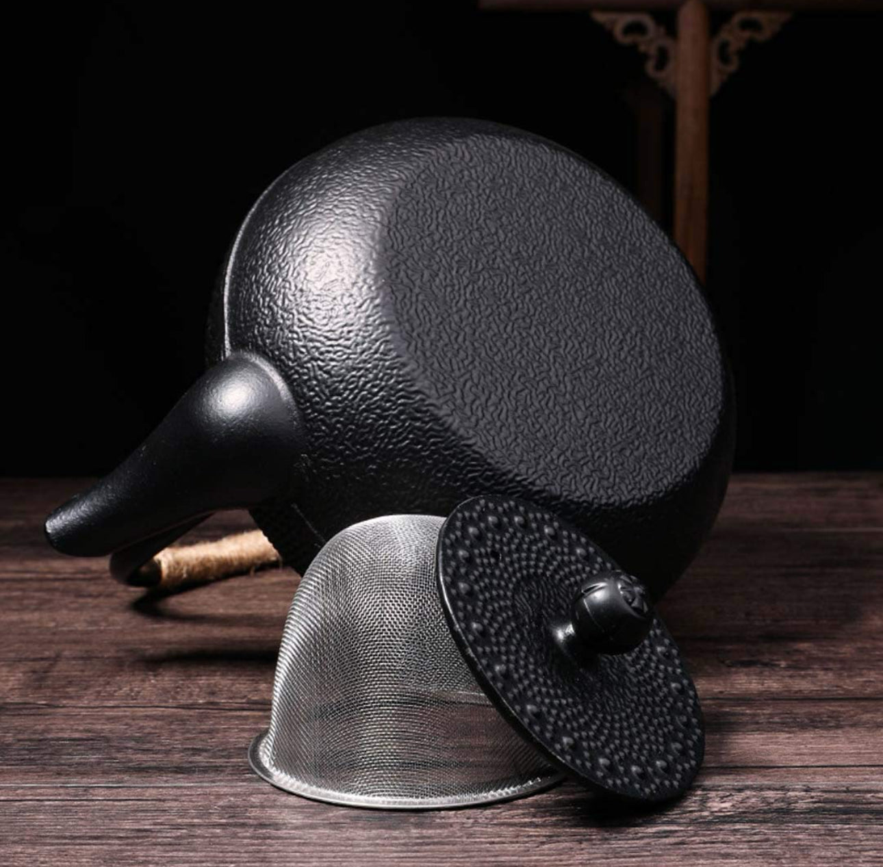 MHome Japanese Style Cast Iron Teapot – Traditional Tea Kettle with Infuser