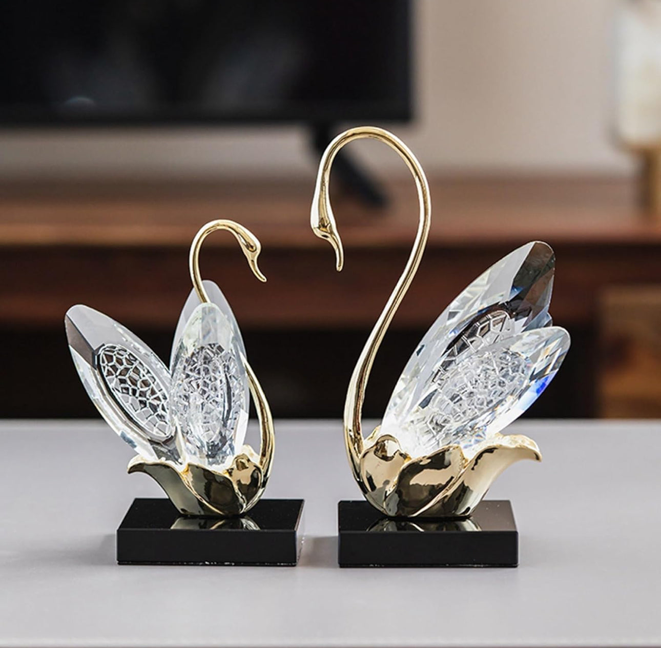 MHome
Figurine, Swan,Crystal, Creative Swan Ornament,With Pedestal, Crystal Cluster. 3pc Set