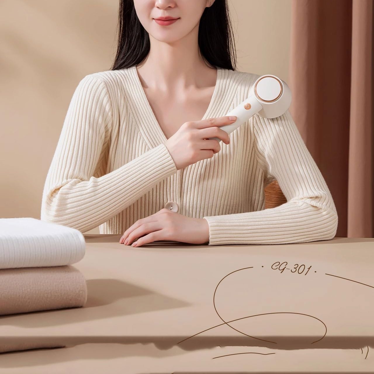 Rechargeable USB Fabric Lint Remover – 6-Blade Electric Clothes Shaver