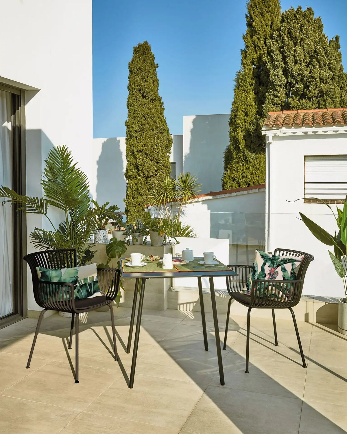 MFURN Stylish Dining Tables-Square & Round Options-Various Colours