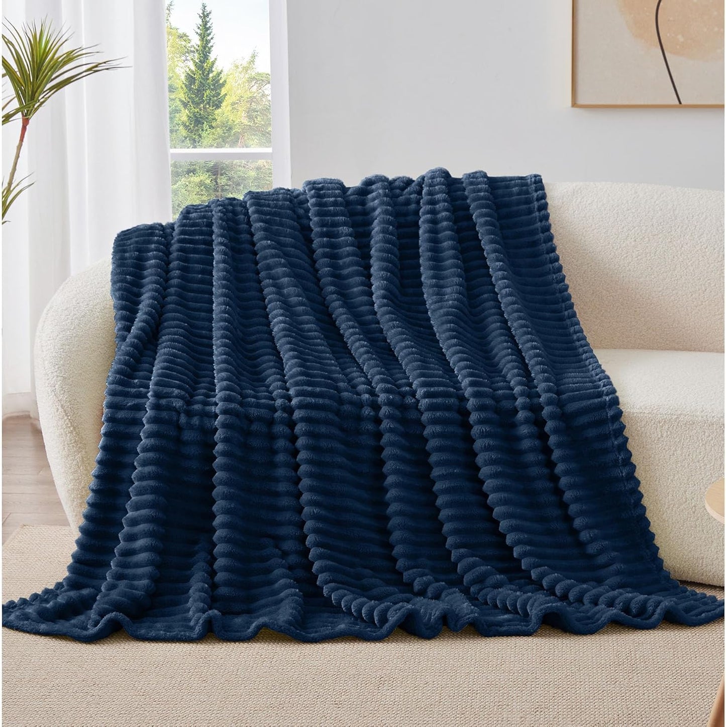 Flannel Luxury Ribbed Fleece Throw Blanket – 180 x 200cm Super Soft Faux Fur Micro-Mink Reversible, Warm & Cozy