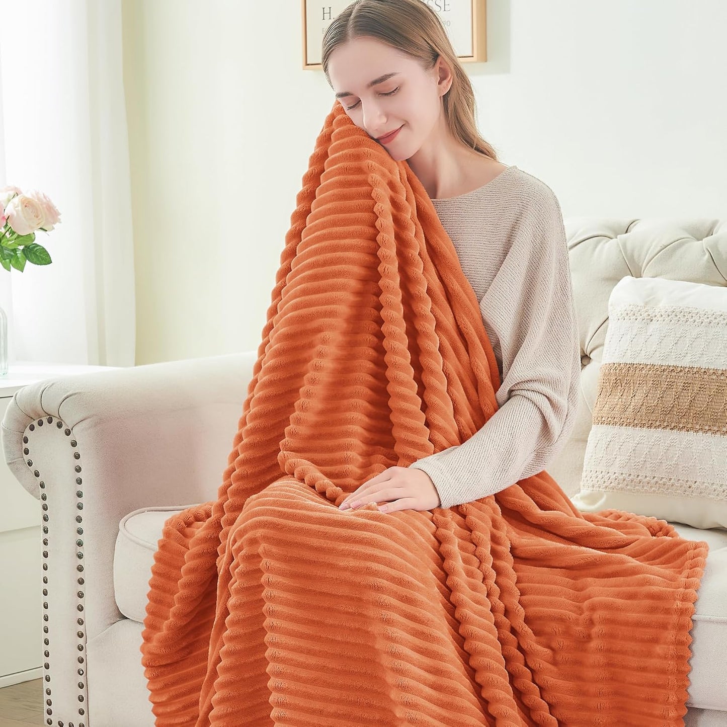 MHome Flannel Throw Blanket – Ultra-Soft 100% Polyester Cozy Fleece