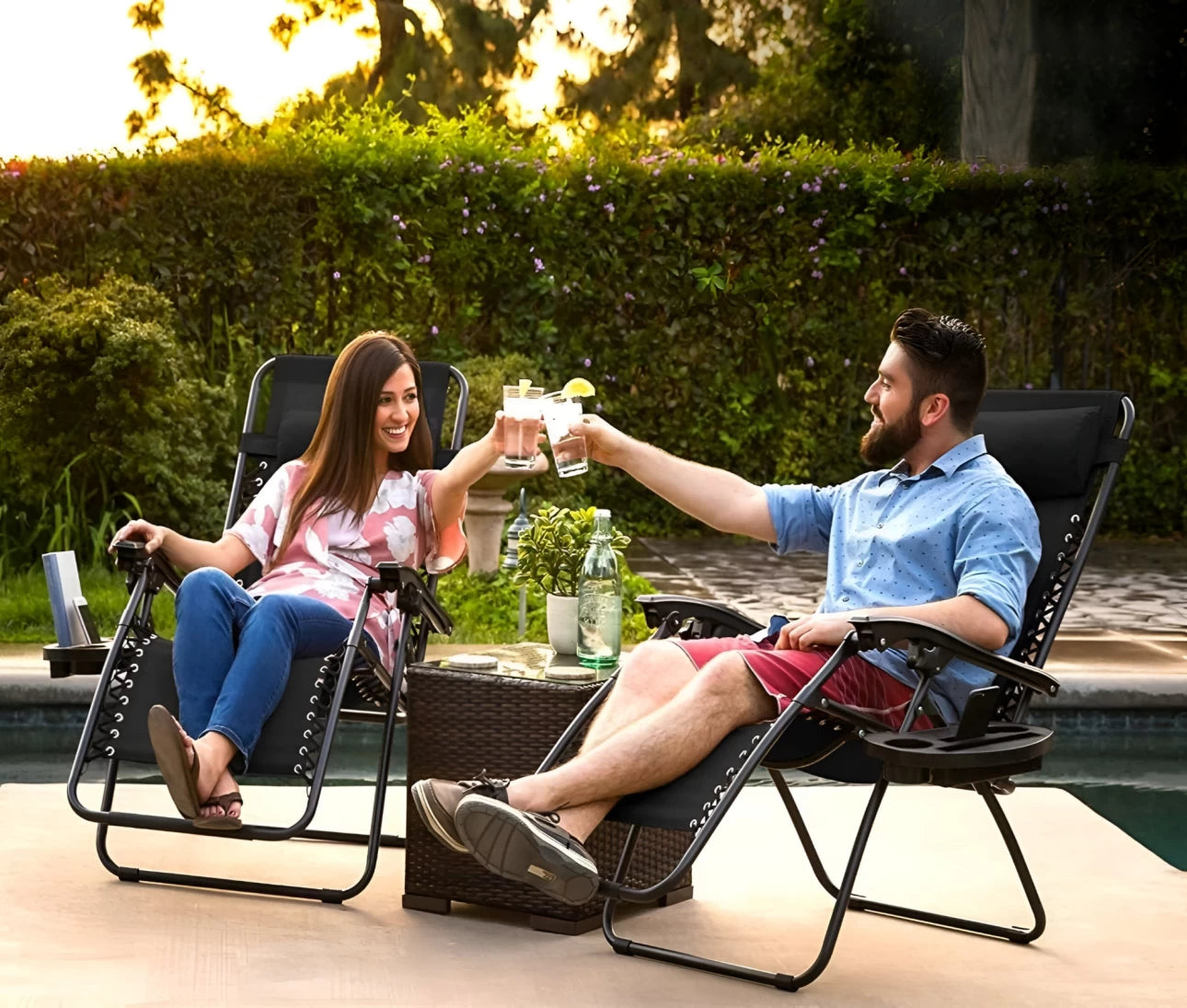 MFurn Zero Gravity Outdoor Folding Recliner Chair for Patio & Beach