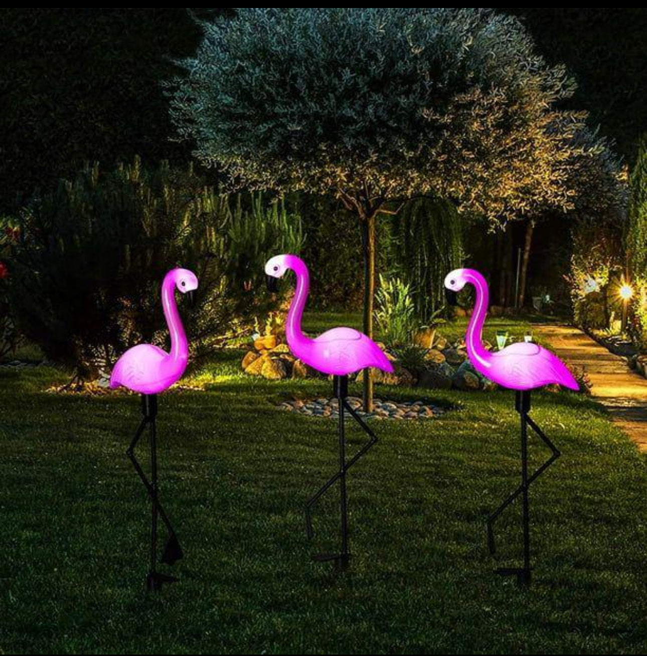 Flamingo Statue Solar Garden Light