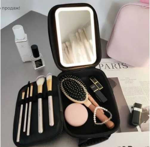MBeauty Cosmetic bag with mirror Travel case with LED lighting-Various Colours Available