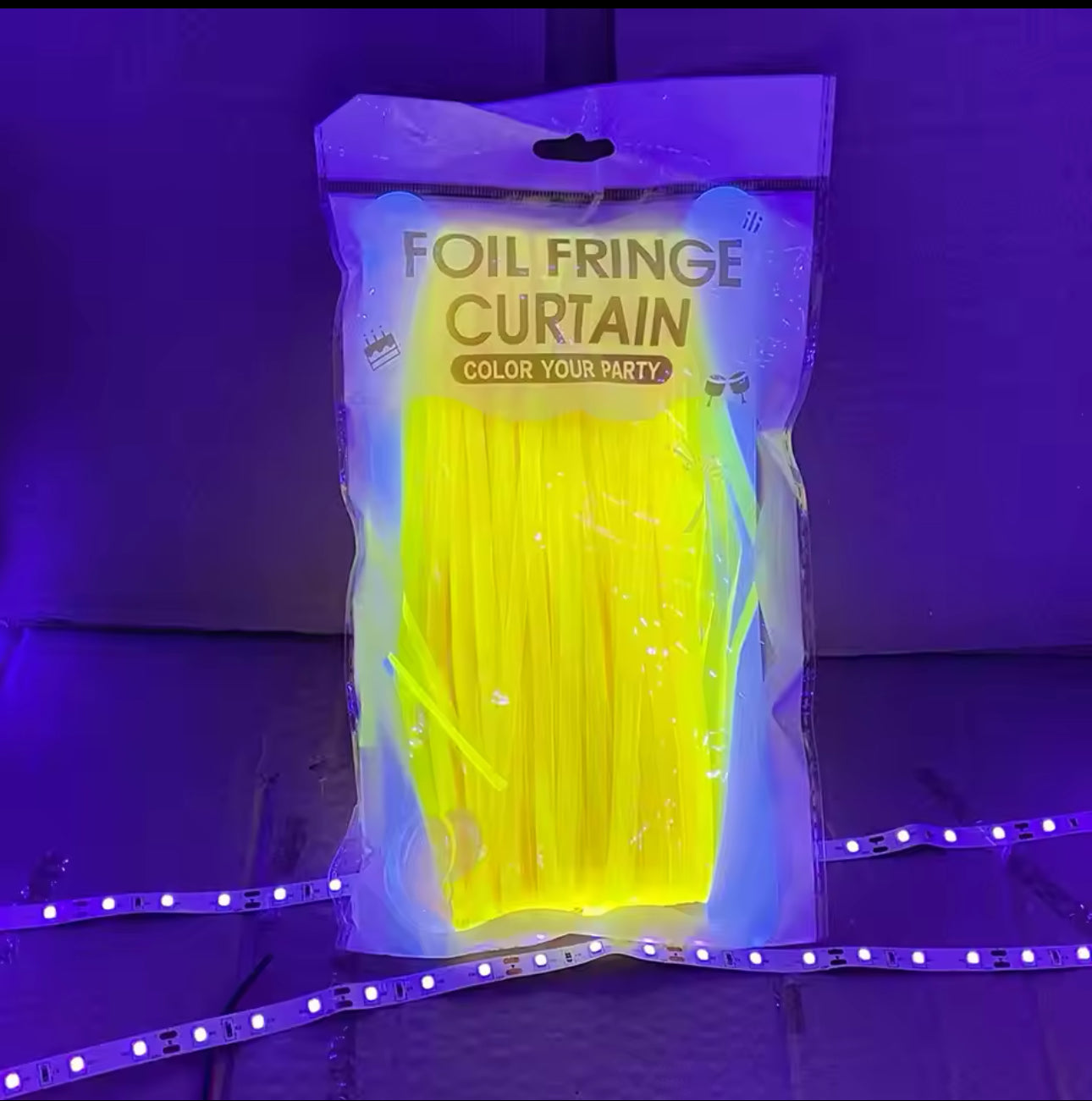 Party Decoration Foil Fringe Backdrop for Birthday , Wedding - 2M