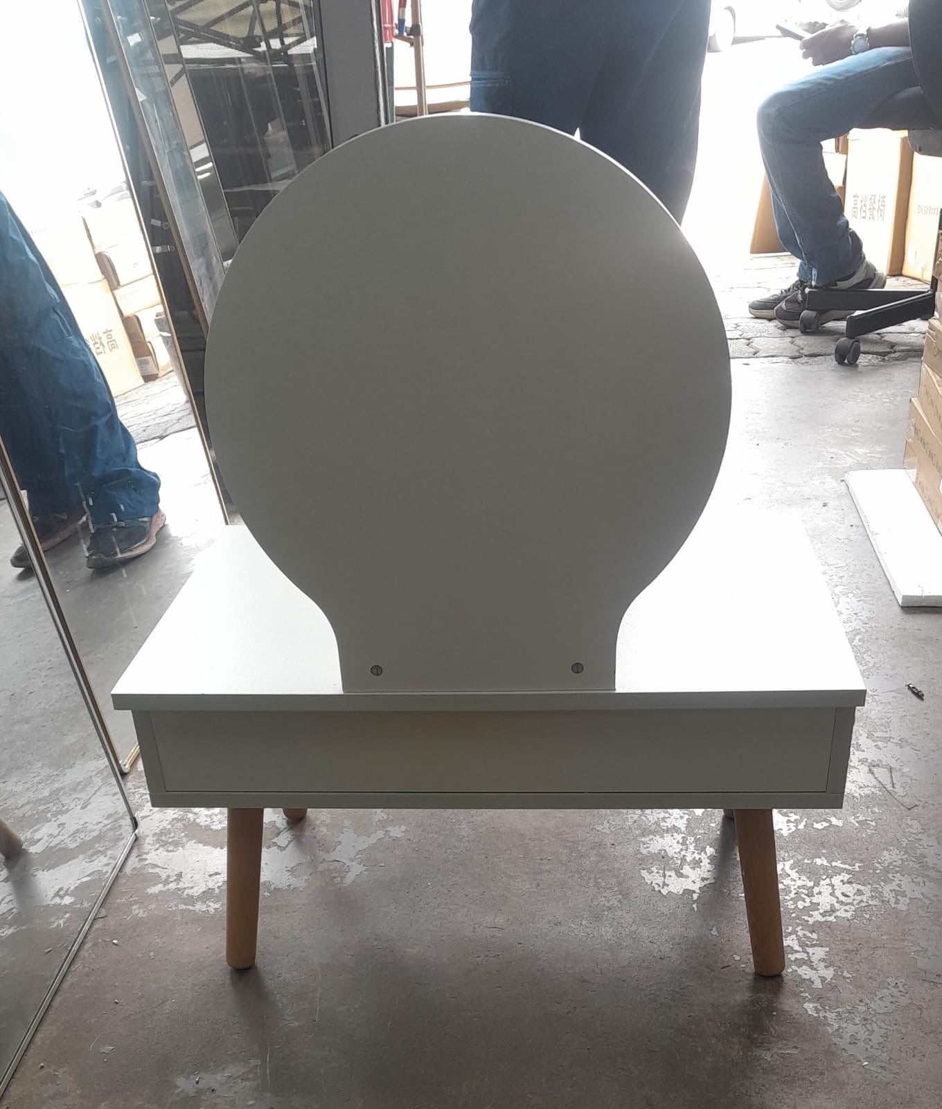 MFurn Vanity Table Makeup With Mirror  – White
