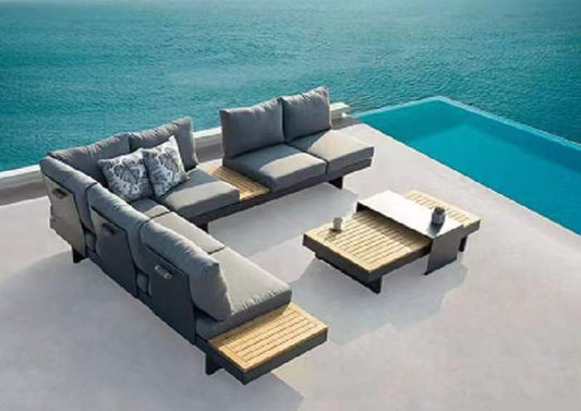 Luxury Outdoor Patio Set 4pc - Available On PreOrder Only!!
