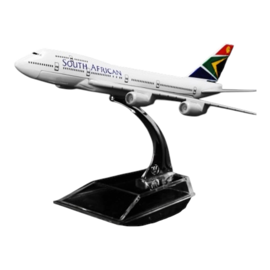 South African Airways Boeing 747 Diecast Model 1:400 – 16cm Alloy Jet with Display Stand