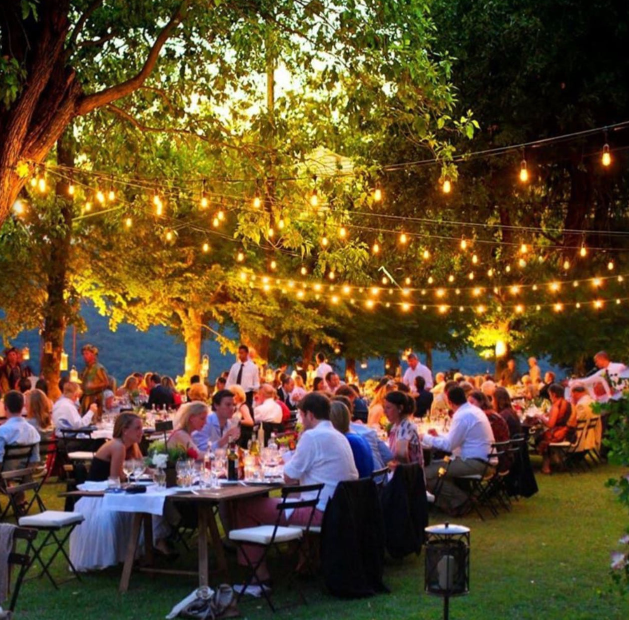 MTech Lighting 10 LED Festoon Vintage Bulb String Lights - 5m Solar Panel