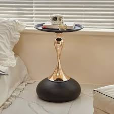 MFurn Small Round End Table – Modern Metal Pedestal Side Table for Living Spaces