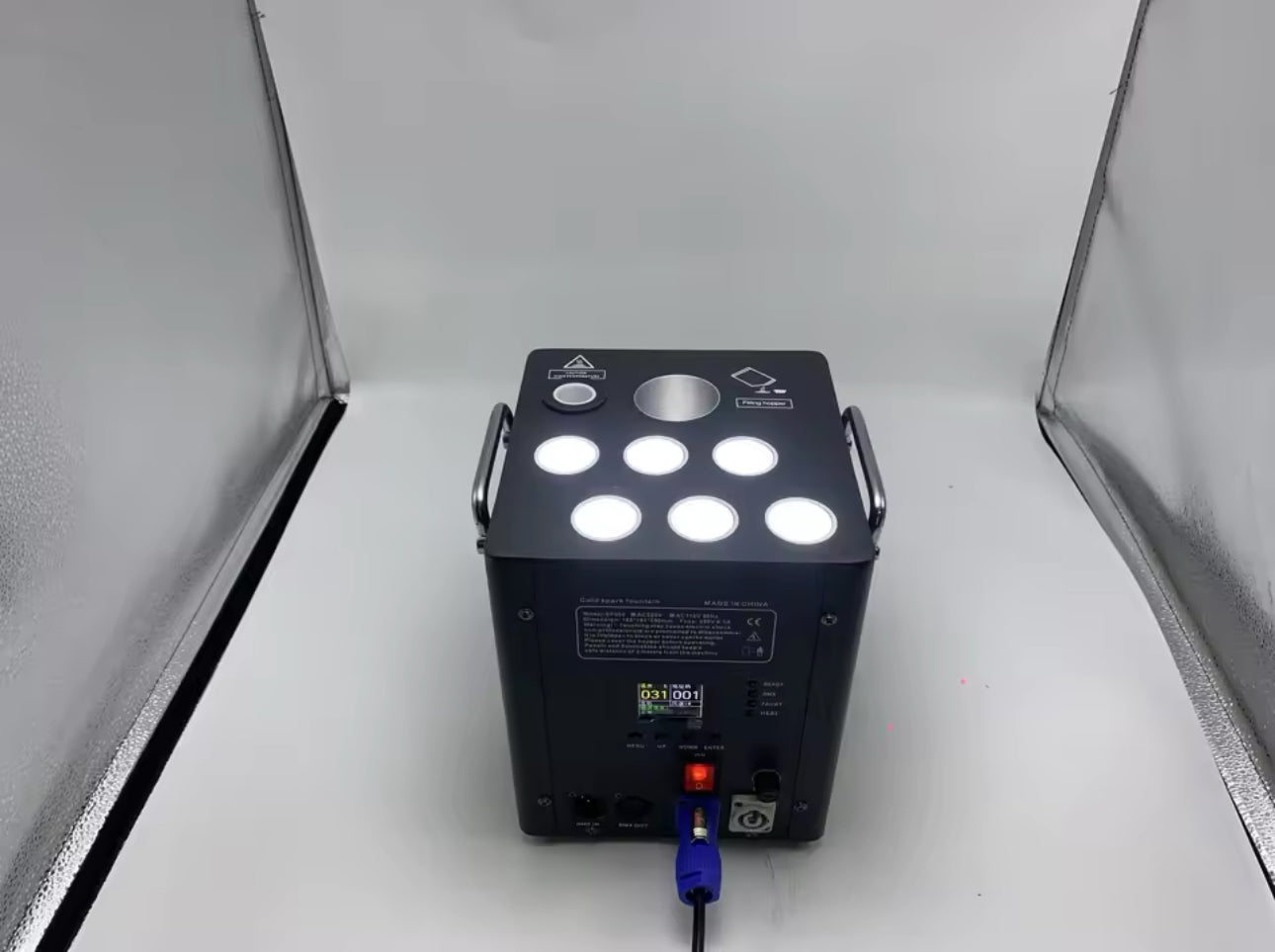 Electronic Cold Fireworks Fountain Special Effect Spitfire Machine Opening Ceremony Wedding Party LED Beads Stage Light With Remote 600watt