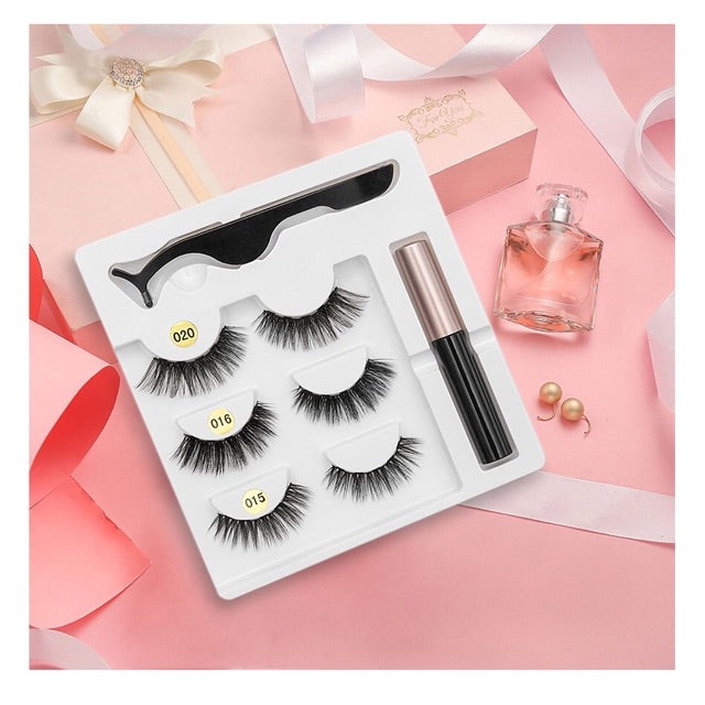 Magnet Eyelash and Applicator Eyeliner Set