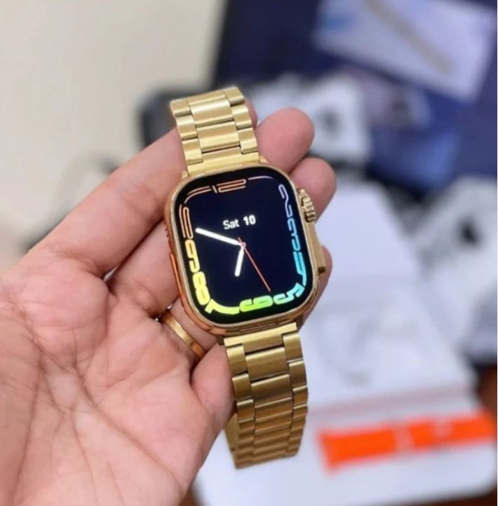 Ultra 2.2Inch Screen Wireless Charging Smart Watch CT9