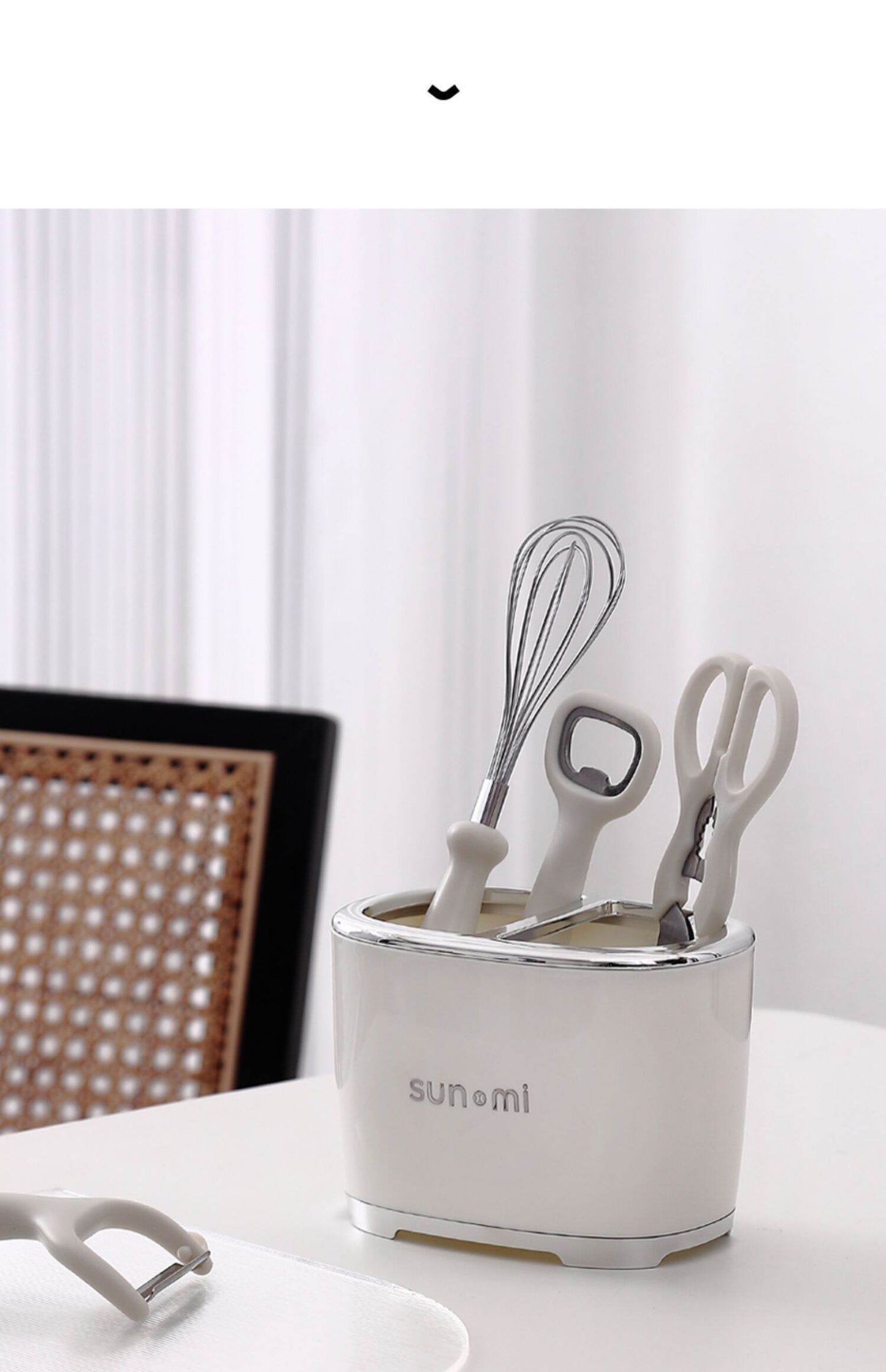 Luxury Toothbrush Holder & Multi-Purpose Organizer – Toothpaste, Electric Toothbrush & Cosmetic Storage Box