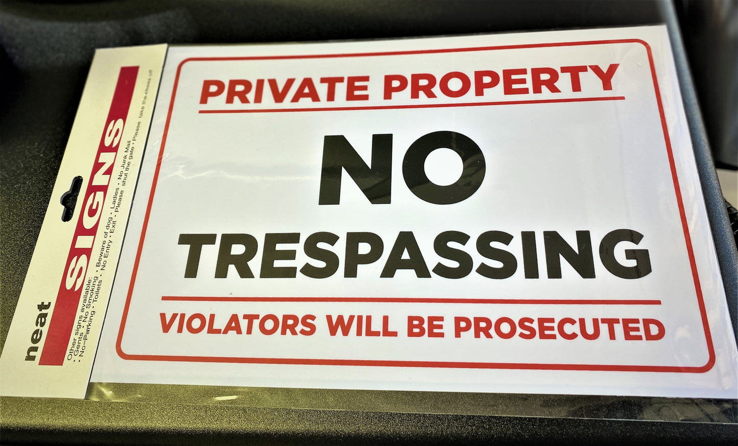 Red And Black "NO TRESPASSING" Plastic Board 20cm x 30cm x 3mm