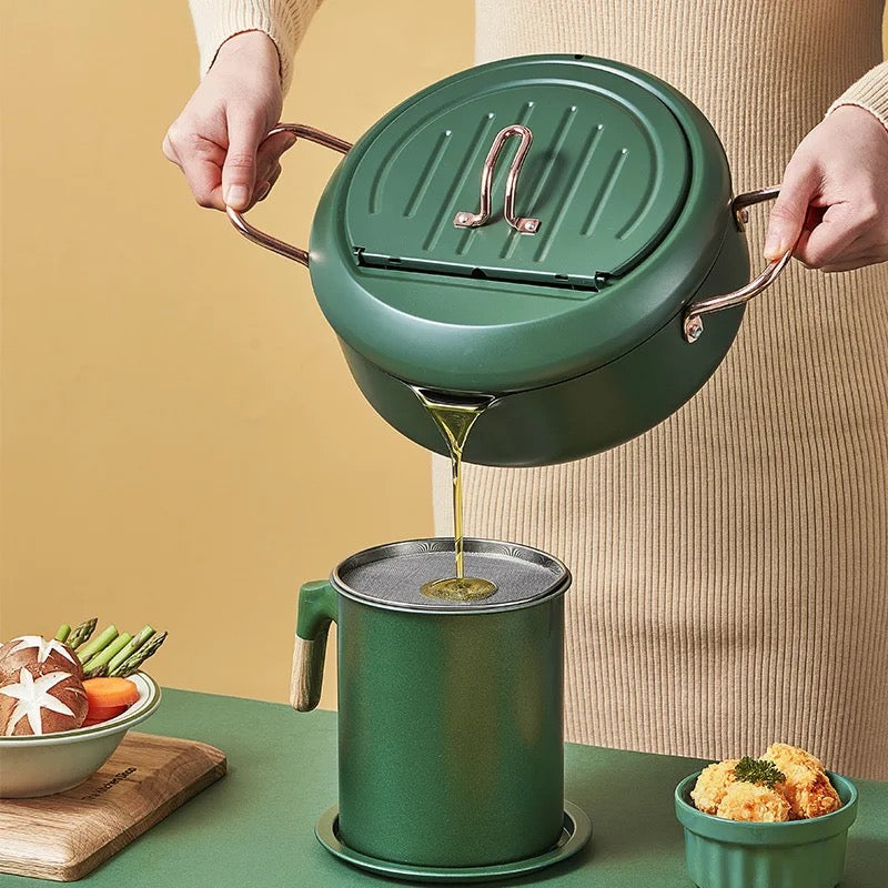 Non-Stick Deep Frying Pot With Thermometer With Drain Lid 20cm
