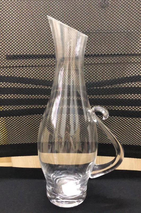 Elegant Wine Decanter with Custom Handle