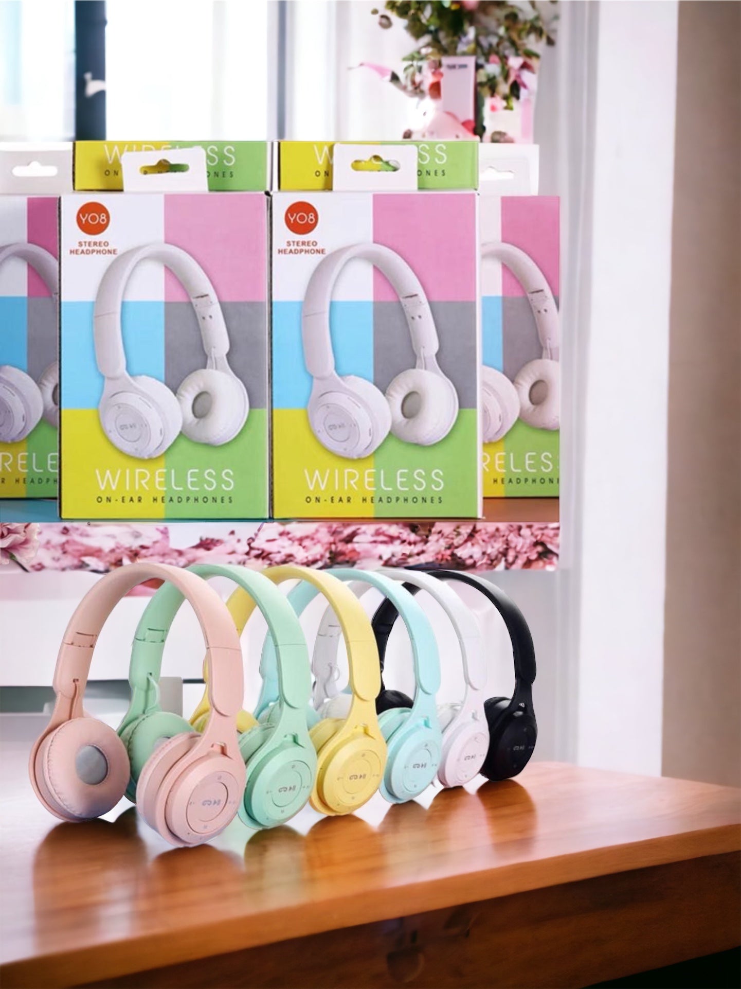Bluetooth Headphones on the Ear
