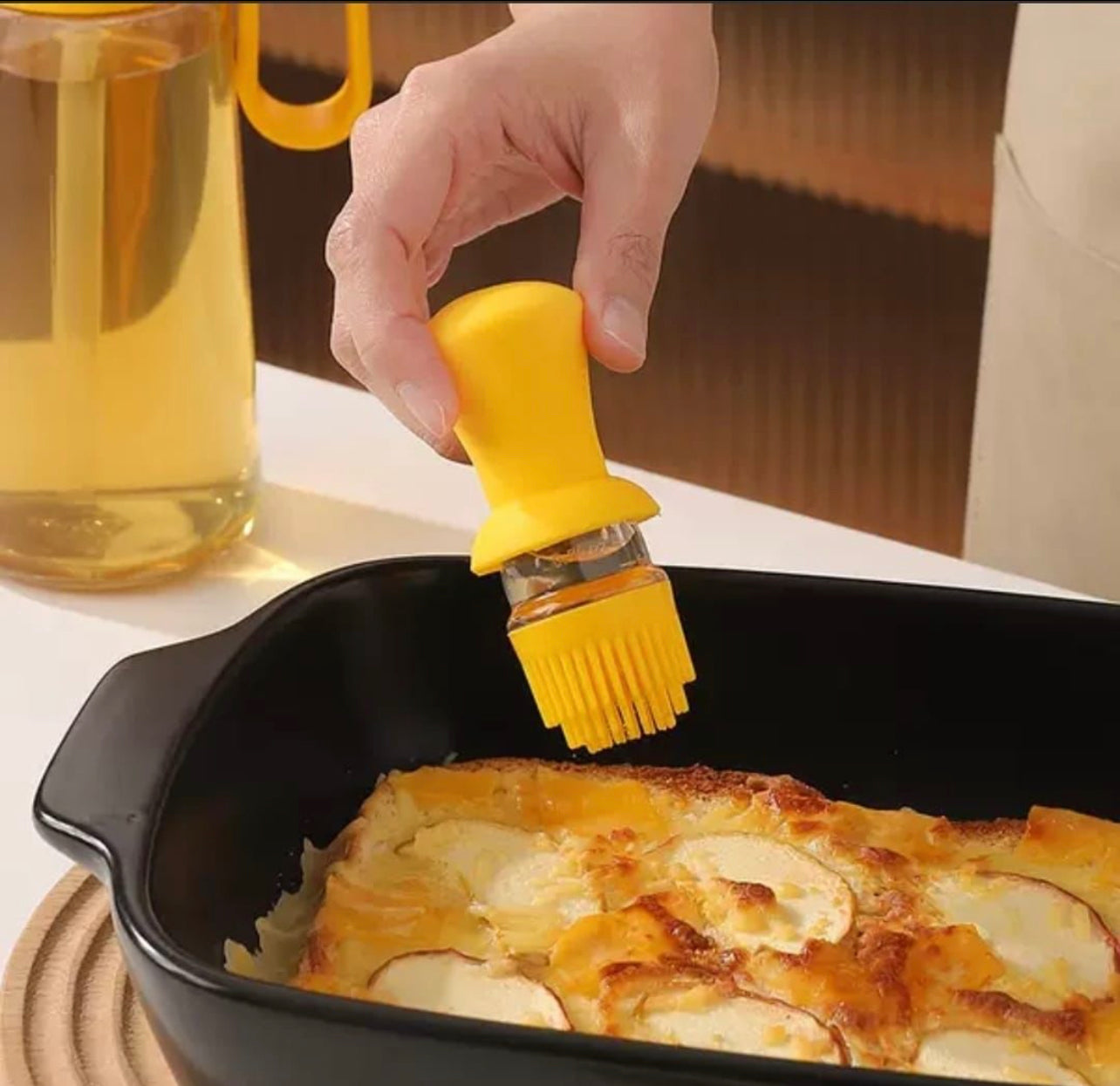 Oil Dispenser With Brush, Glass Olive Oil Bottle With Silicone Dropper