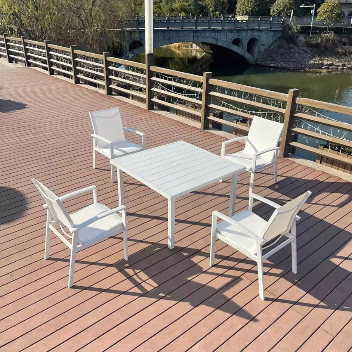 MFurn Zanele Inspired White 6pc  Outdoor Dining Set With Aluminium Frame Inc Umbrella+Base
