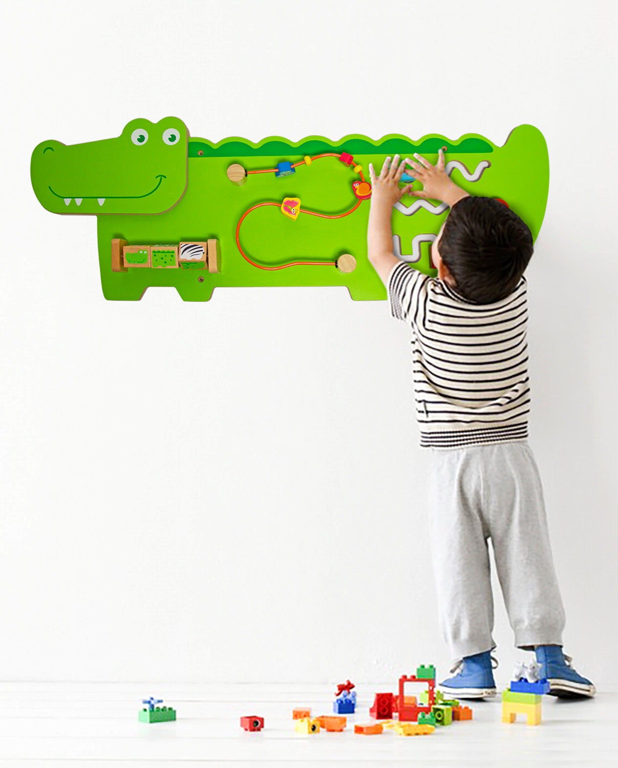 Jeronimo - Wooden Wall Activity Crocodile