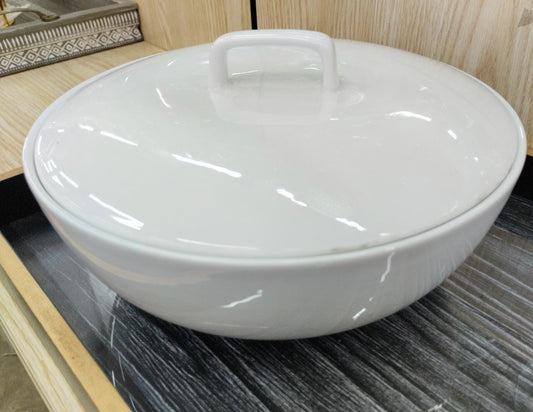 Ceramic Casserole Dish with Lid 1500ml – 24x13CM Round White Baking & Serving Dish for Oven, Table & Kitchen Use