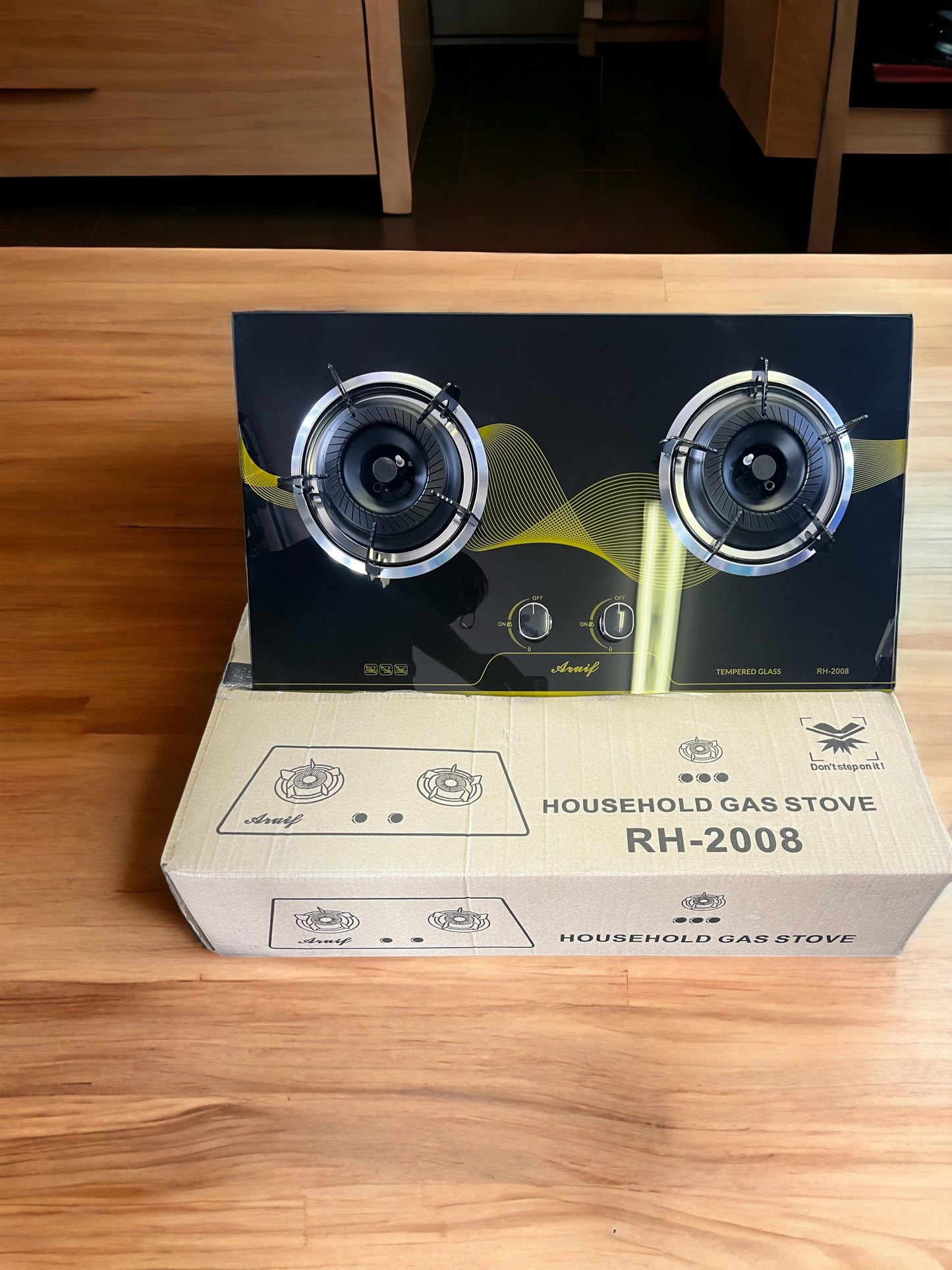 ARUIF Two-Burner Auto-Ignition Tempered Glass Panel Gas Stove + Free Hose, Battery & Regulator Model RH-2008